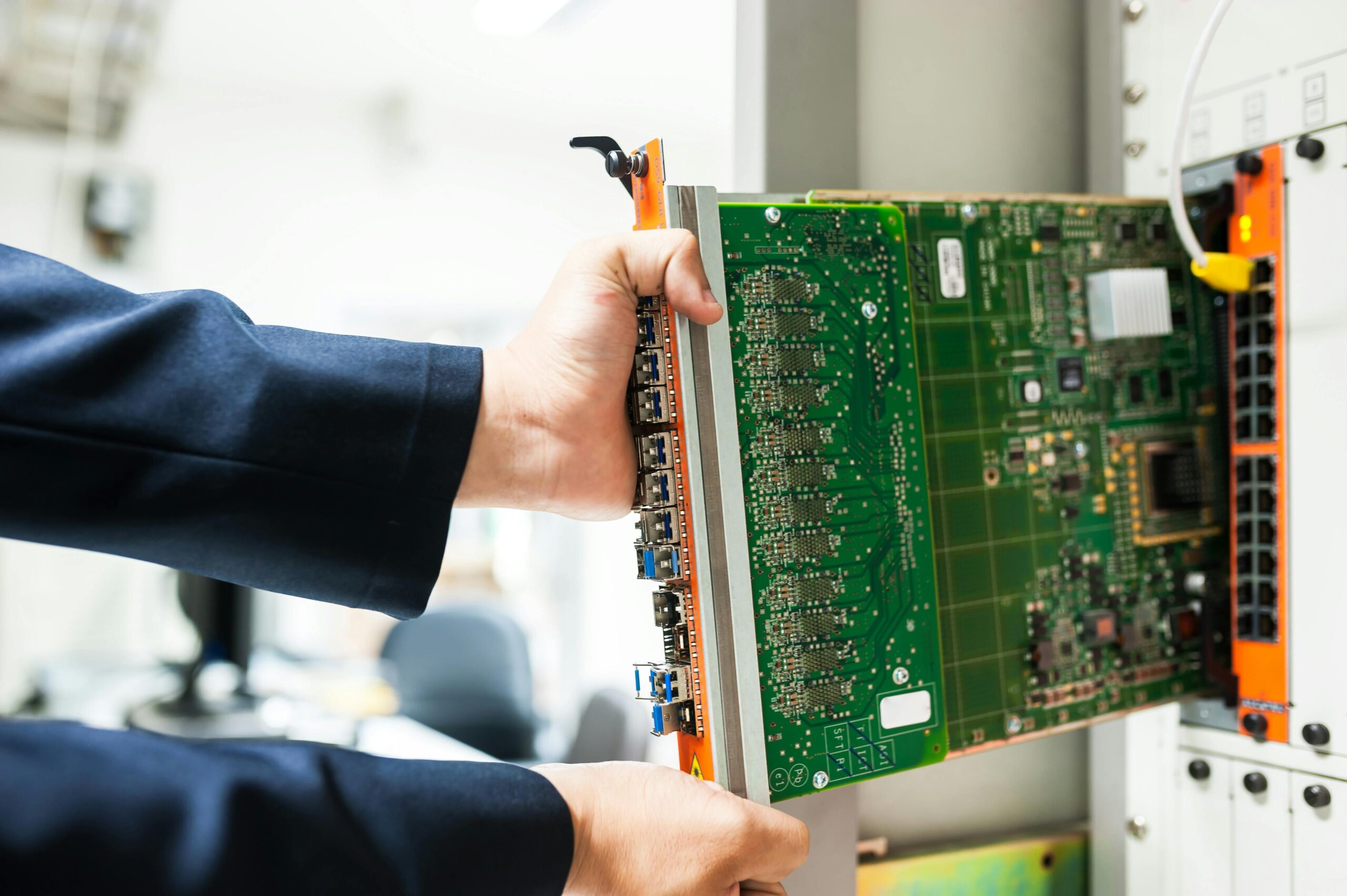 2025年最新【データマイグレーション開発完全ガイド】効率的な移行基盤の構築法